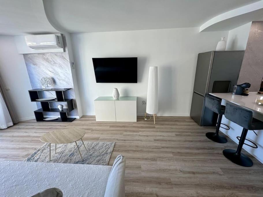 Amazing Apartment In Las Americas Playa de las Americas  Esterno foto